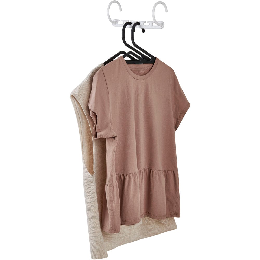 Wilko Space Saving Hangers 3 Pack   Image 3