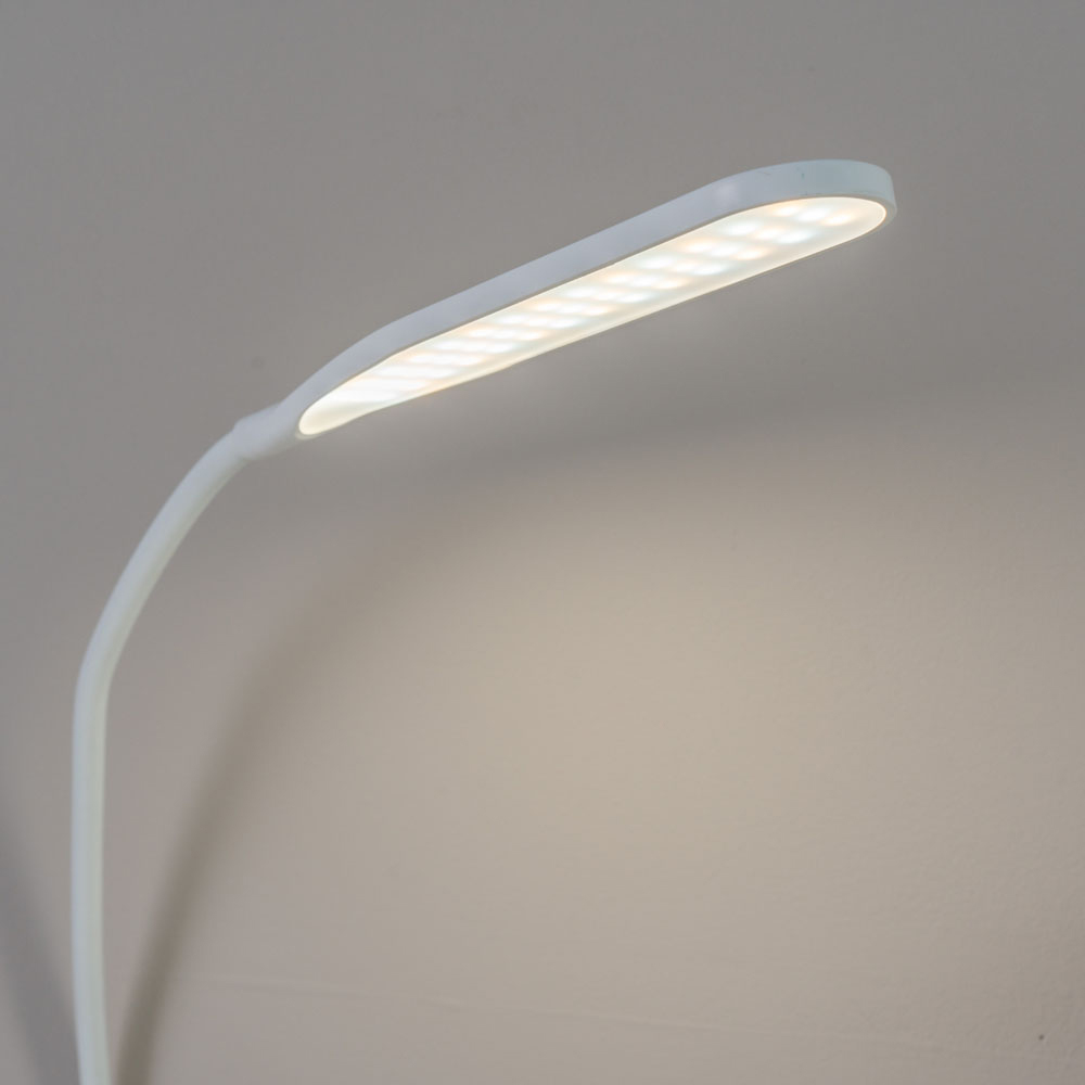 ValueLights Daylight White Clamp LED Desk Lamp Image 3