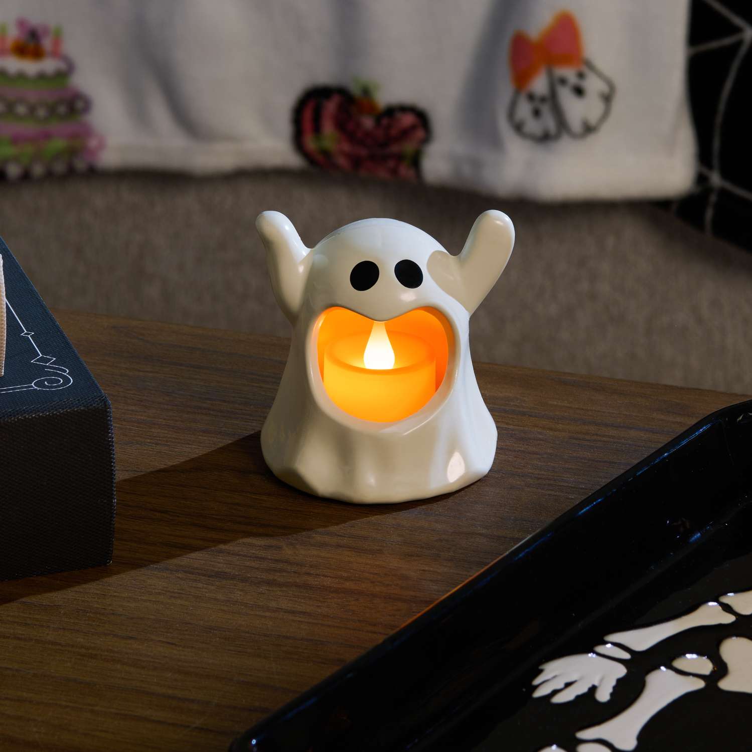 LED Ghost Tea Light Image 2
