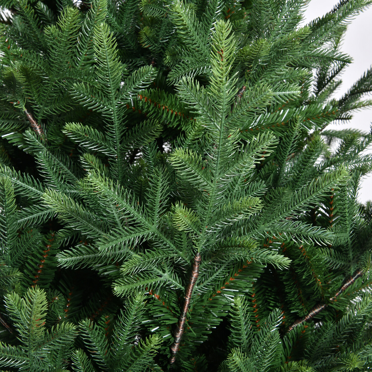 Kingsley Fir Tree 6ft - Green Image 3