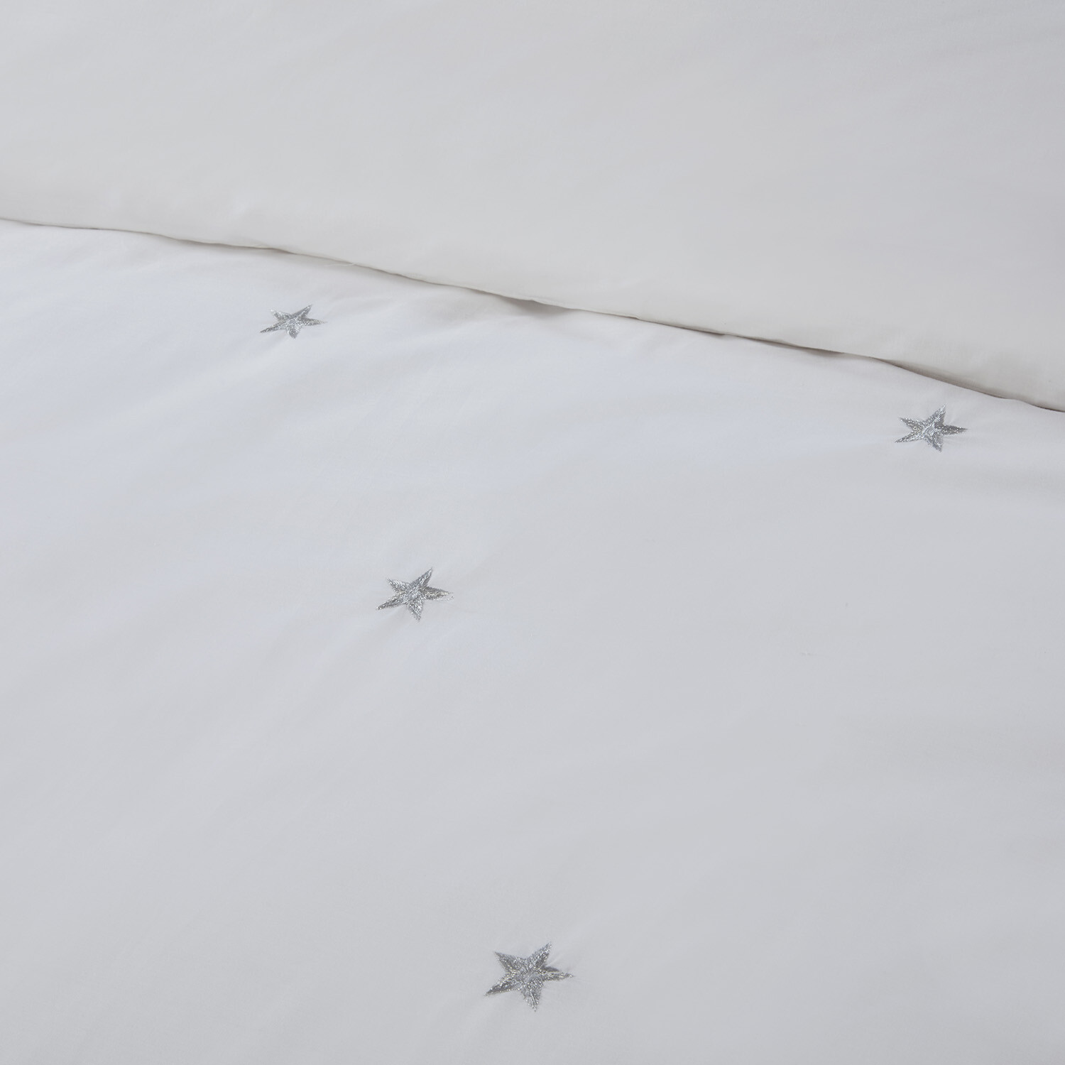 Stars Embroidered Duvet Cover and Pillowcase Set - White / Double Image 3