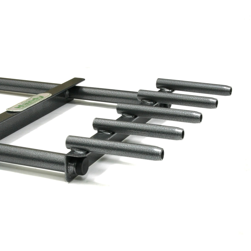The Handy Basic Hollow Tine Aerator Image 2