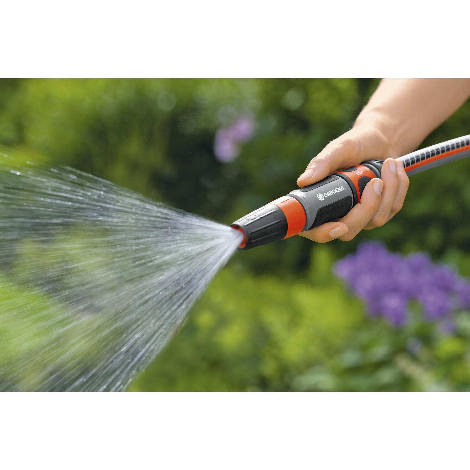 Garden Cleaning Spray Nozzle Image 3