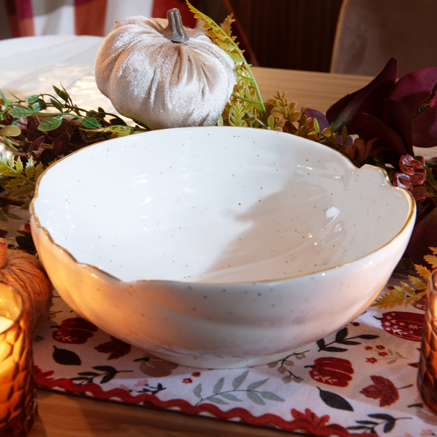 Pumpkin Gold Edge Bowl Cream Image 3
