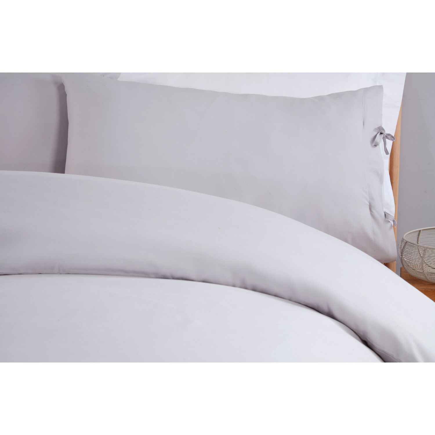 My Home Moda Tied Duvet Cover and Pillowcase Set  - Silver / King size Image 3