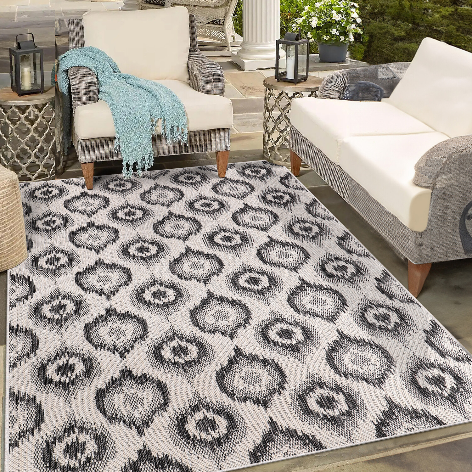 Scandi Feather Geometric Rug  - Black and Neutral / 120cm Image 2