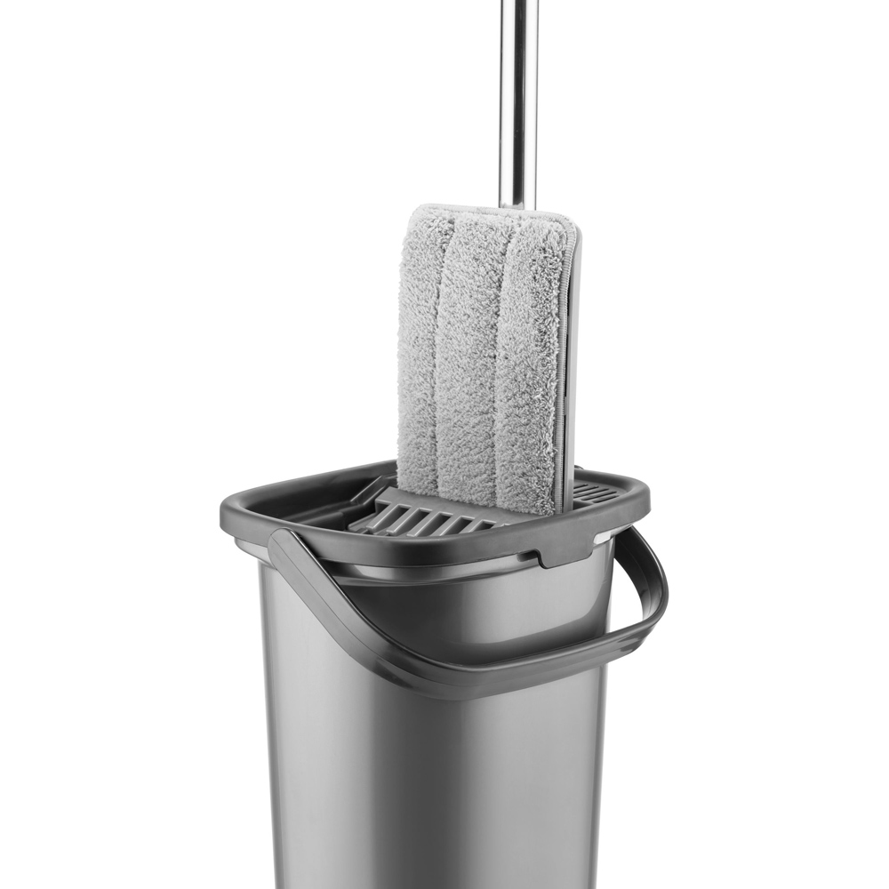 OurHouse Essentials Flat Mop Image 3
