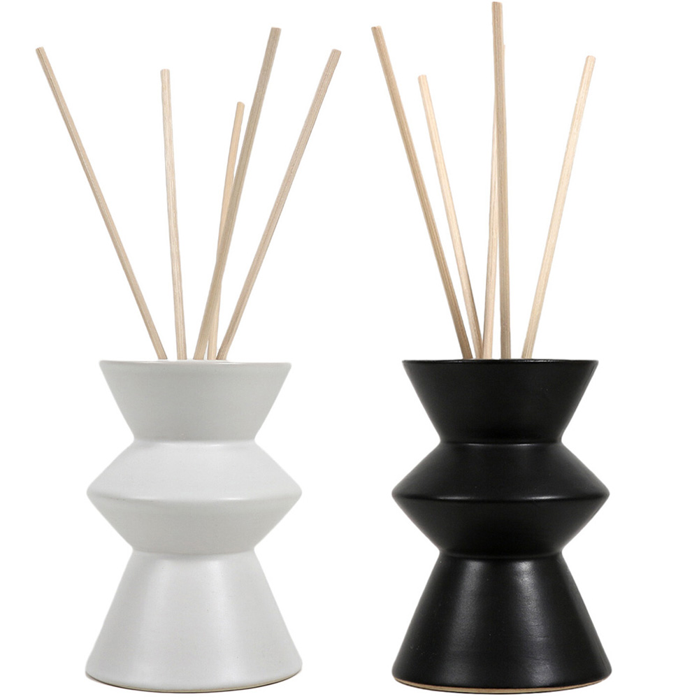 Single Abstract Amber or Patchouli Diffuser 200ml in Assorted styles Image 1