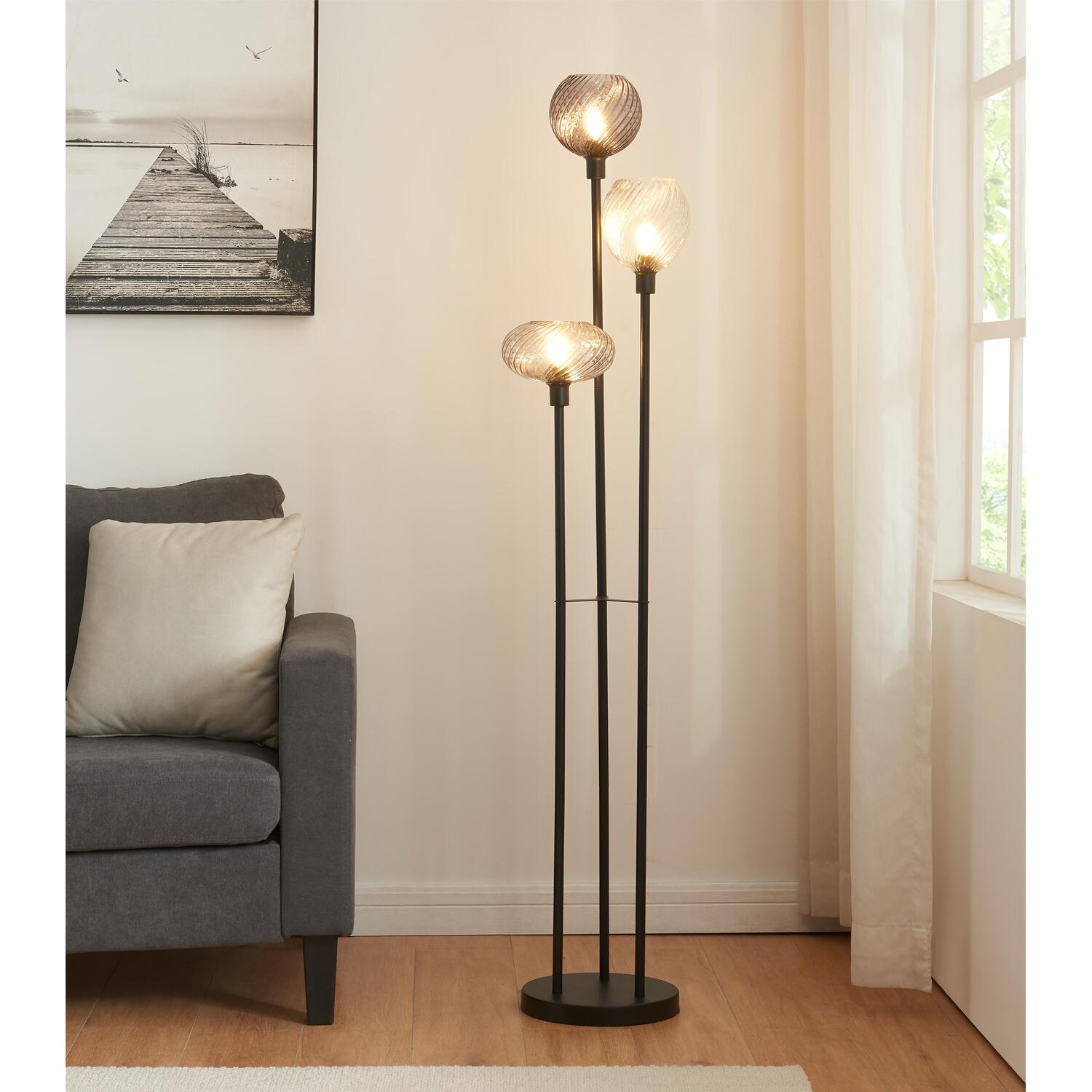 Brielle Floor Lamp Image 3