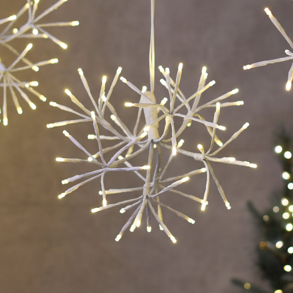 Pack of 4 Sparkling Starburst Balls Image 6