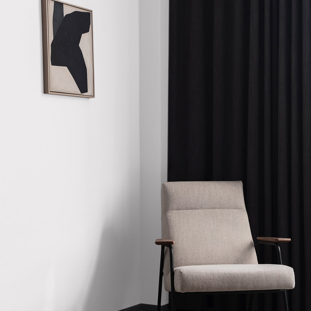 Craig & Rose Walls and Ceilings Hermitage Chalky Emulsion Paint 5L Image 4