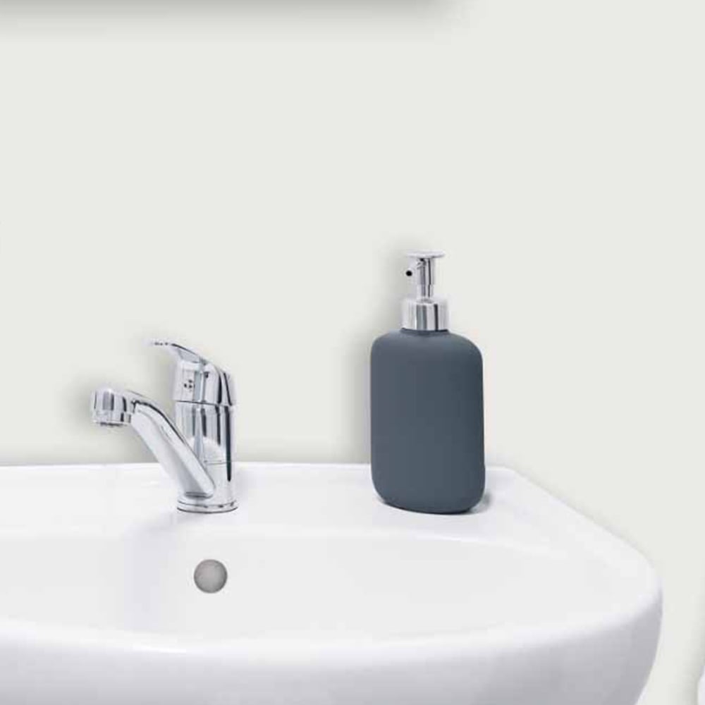 Wilko Bathroom Chalk White Mid Sheen Emulsion Paint 2.5L Image 5