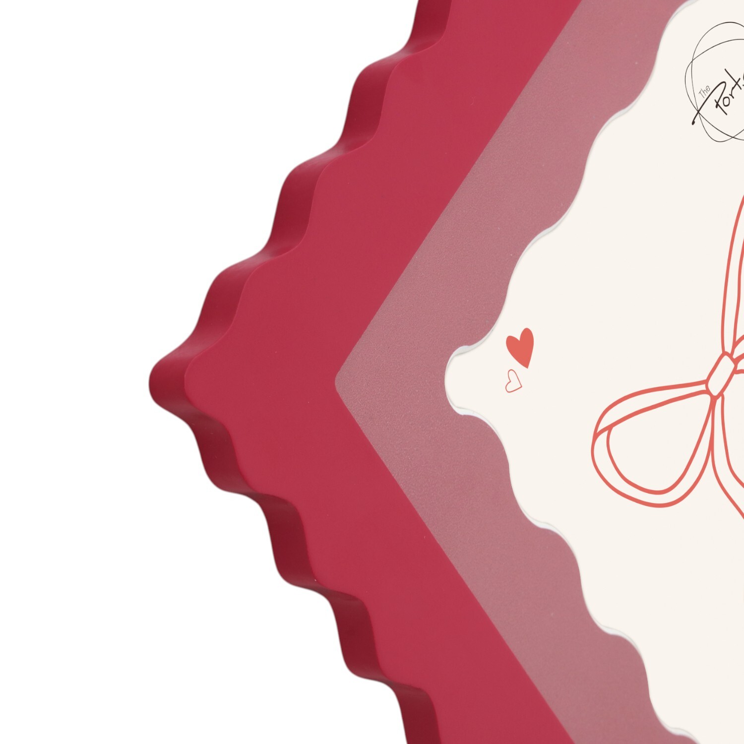 Carmine Scalloped Photo Frame Pink 8 x 6in Image 7