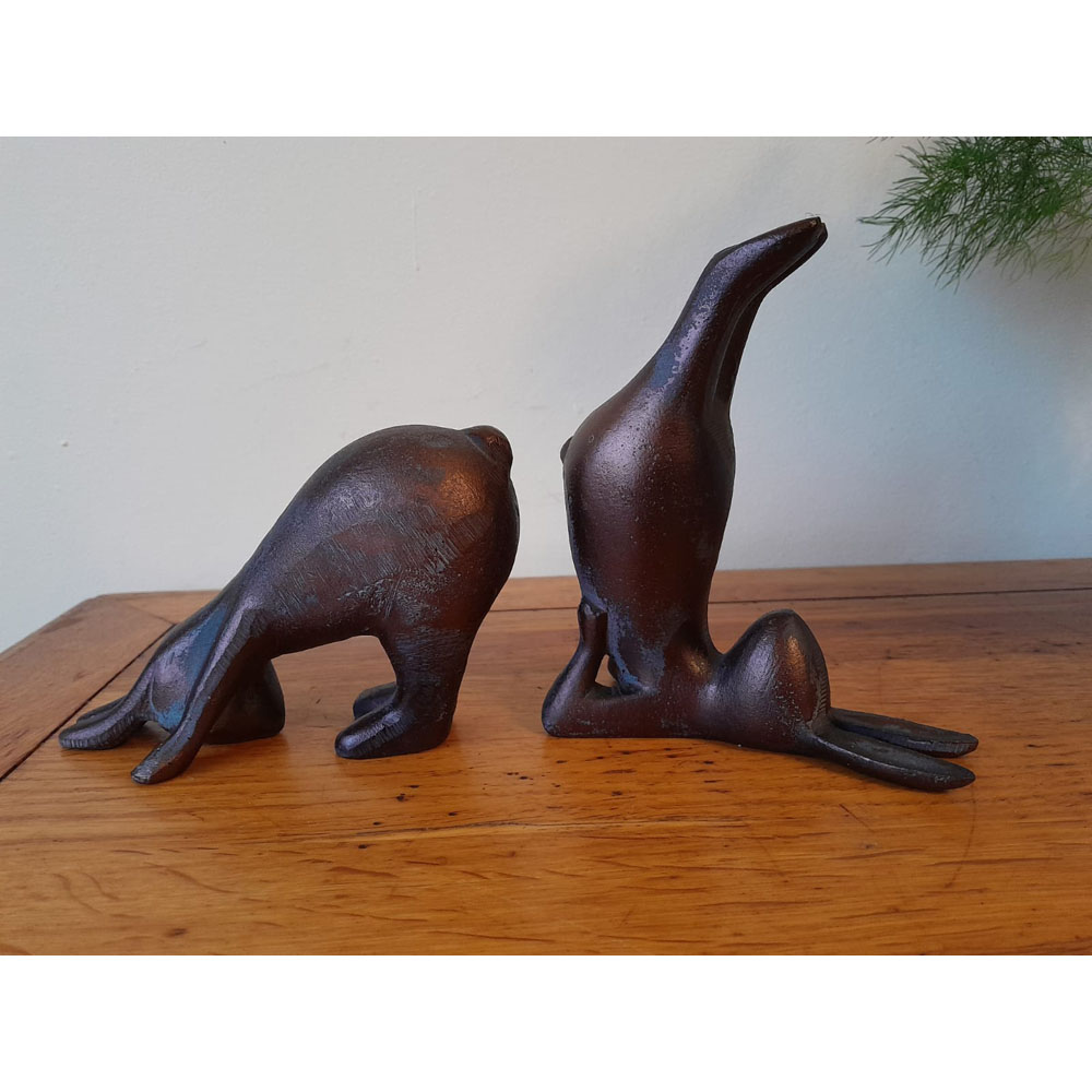 Inspirational Gifting 2 Piece Yoga Bunnies Polystone Resin Garden Ornament Set Image 4