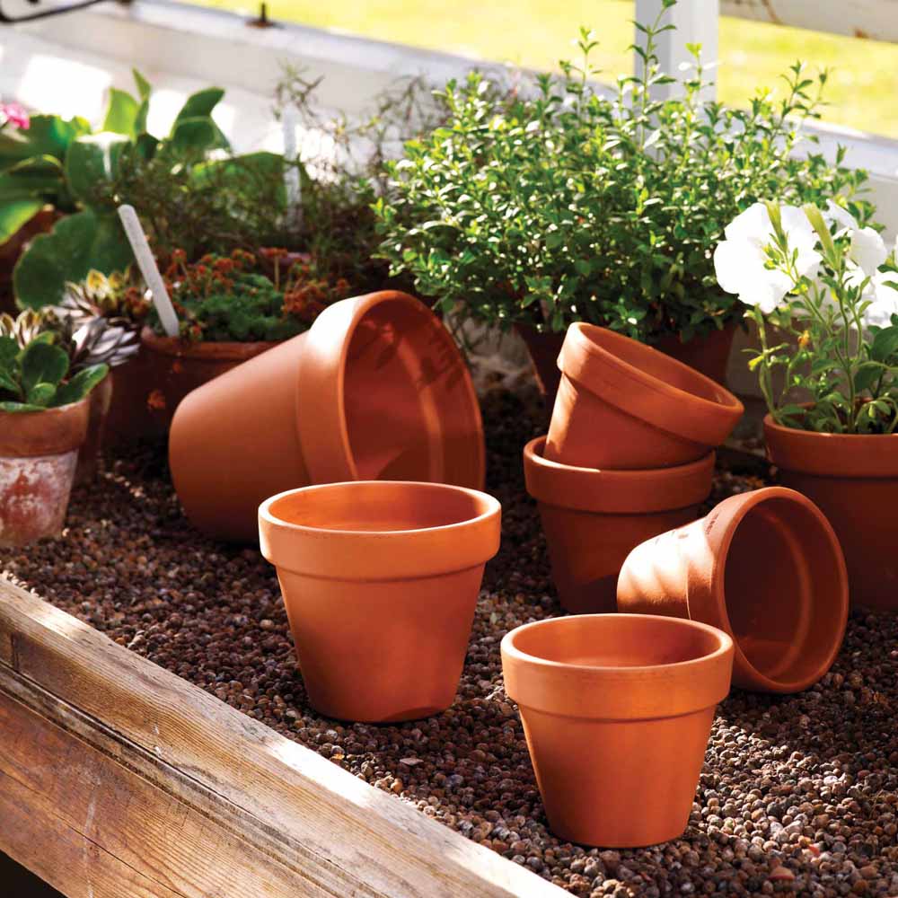 APTA Verona Terracotta Plant Pot 21cm 4 Pack Image 2