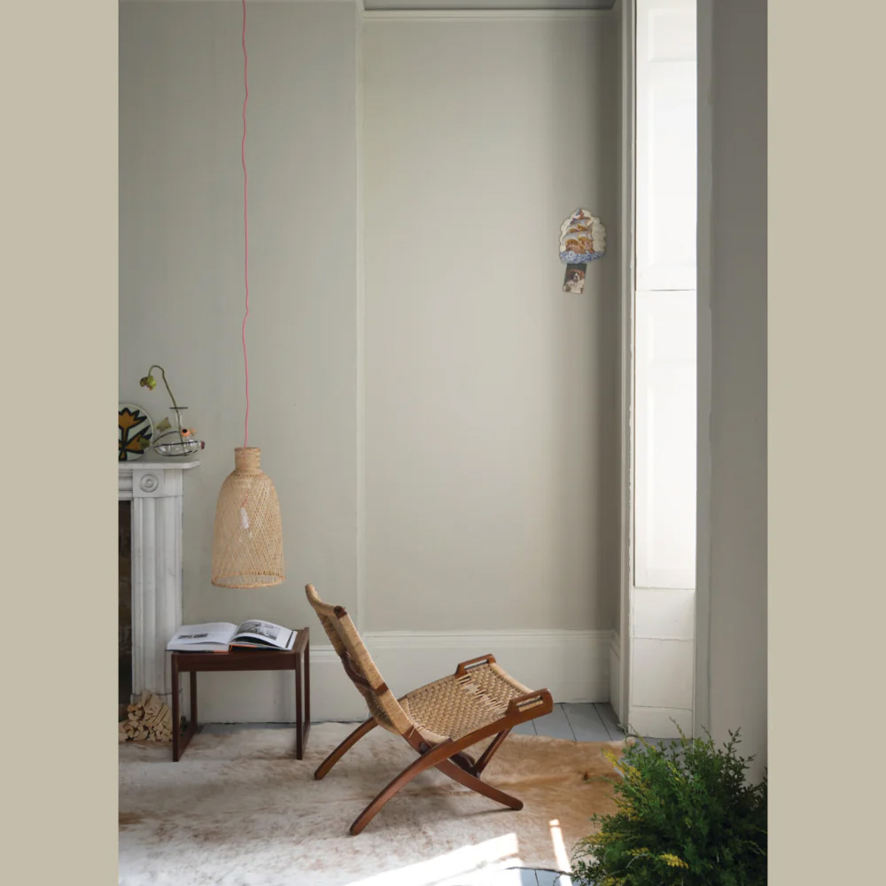 Farrow & Ball Walls and Ceilings Drop Cloth Modern Emulsion Paint 2.5L Image 4