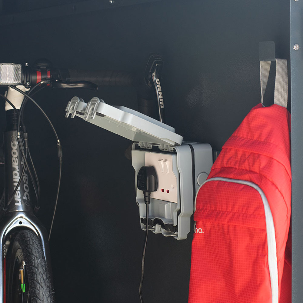 Asgard 3 x 6.7ft Green Cycle Locker Image 5