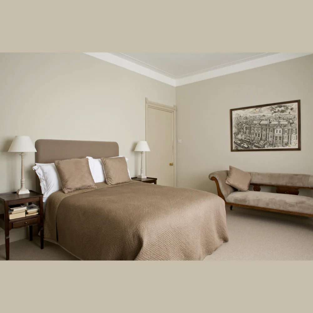 Farrow & Ball Old White Exterior Masonry Paint 5L Image 4