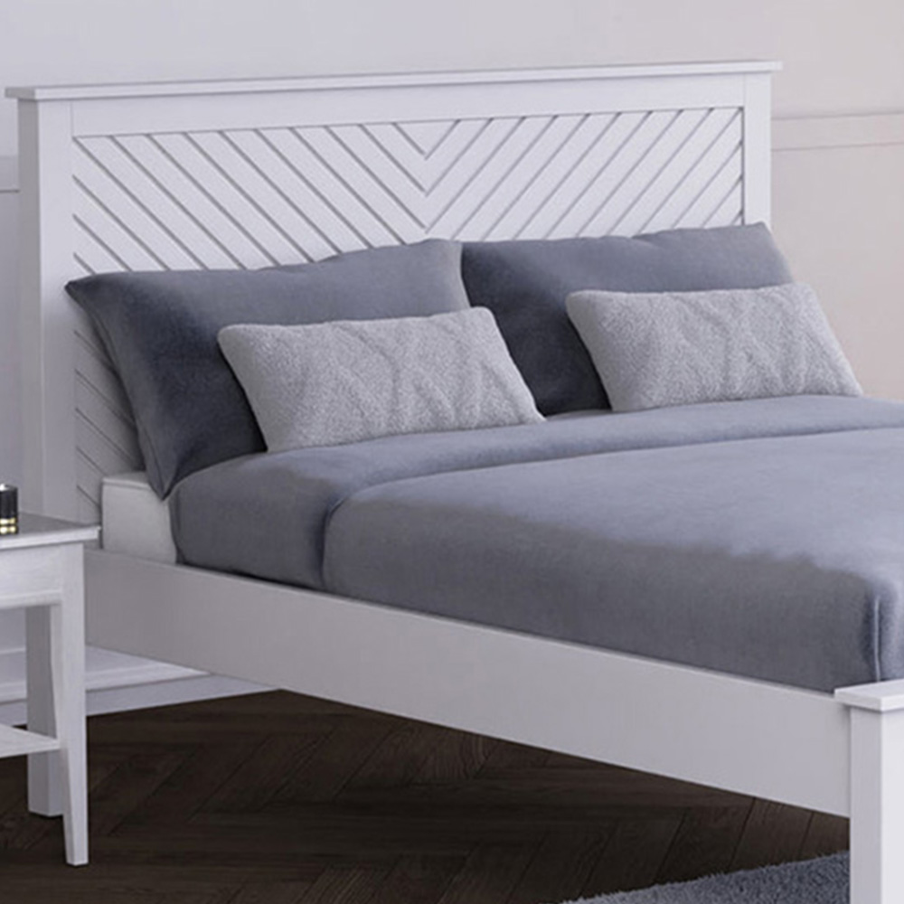 Chevron Double White Bed Image 4