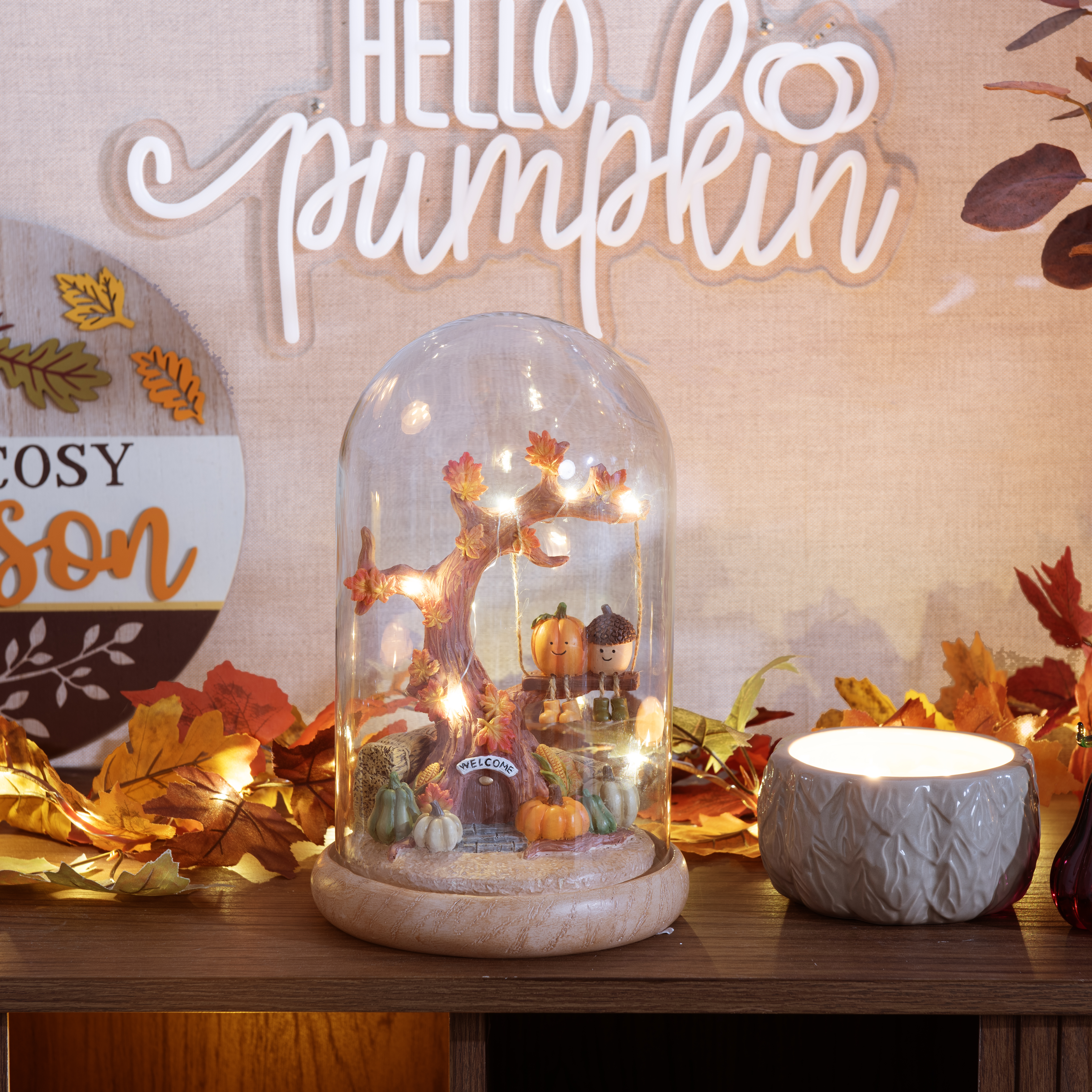 Autumnal Encased Friends Light Image 2
