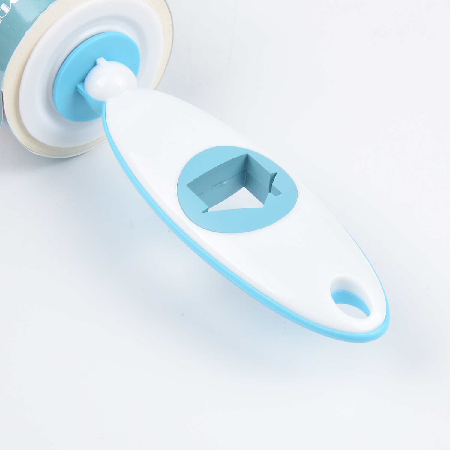 Wilko Compact Lint Roller Image 4