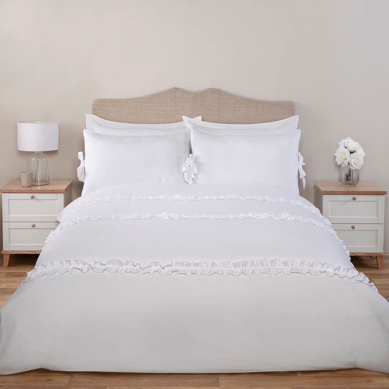 Parisian Duvet Set White Superking Image 1