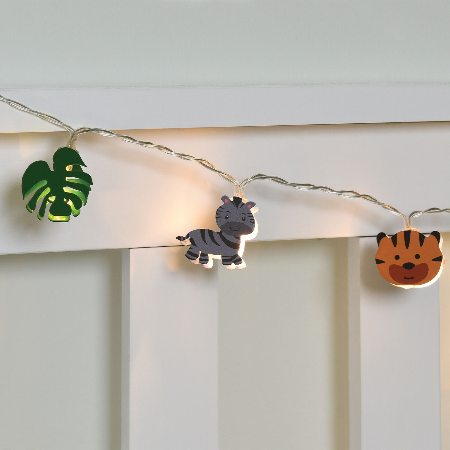 15 LED Jungle String Light - Multicolour Image 1