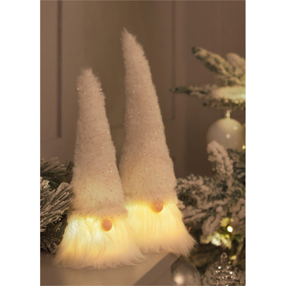 St Helens LED Nose Sitting Lucas Gonk Decoration Image 3