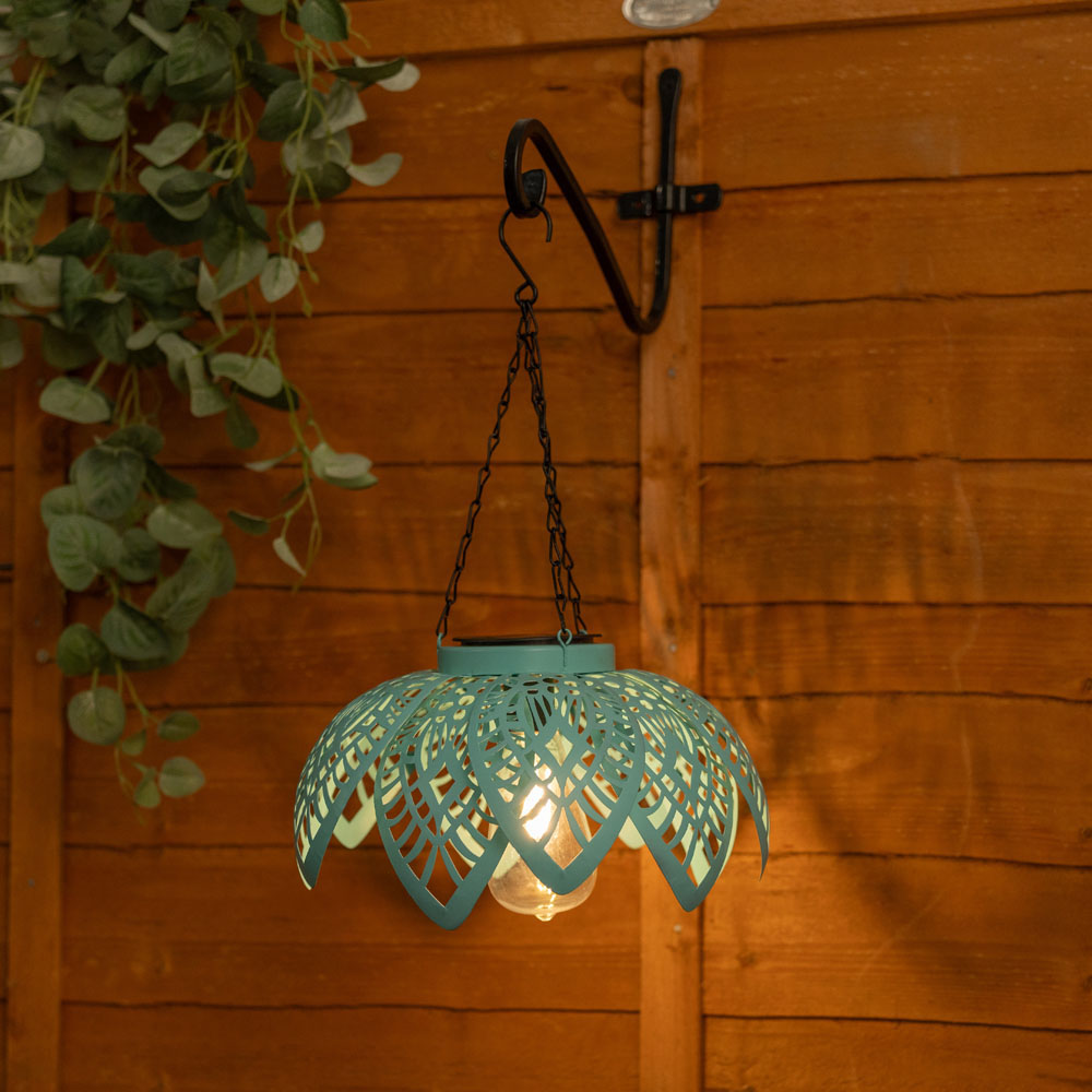 ValueLight Artichoke Blue Outdoor Solar Decorative Light Image 2