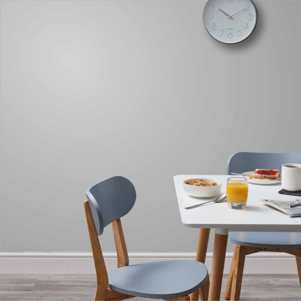 Wilko Walls & Ceilings Grey Whisper Silk Emulsion Paint 7.5L Image 4