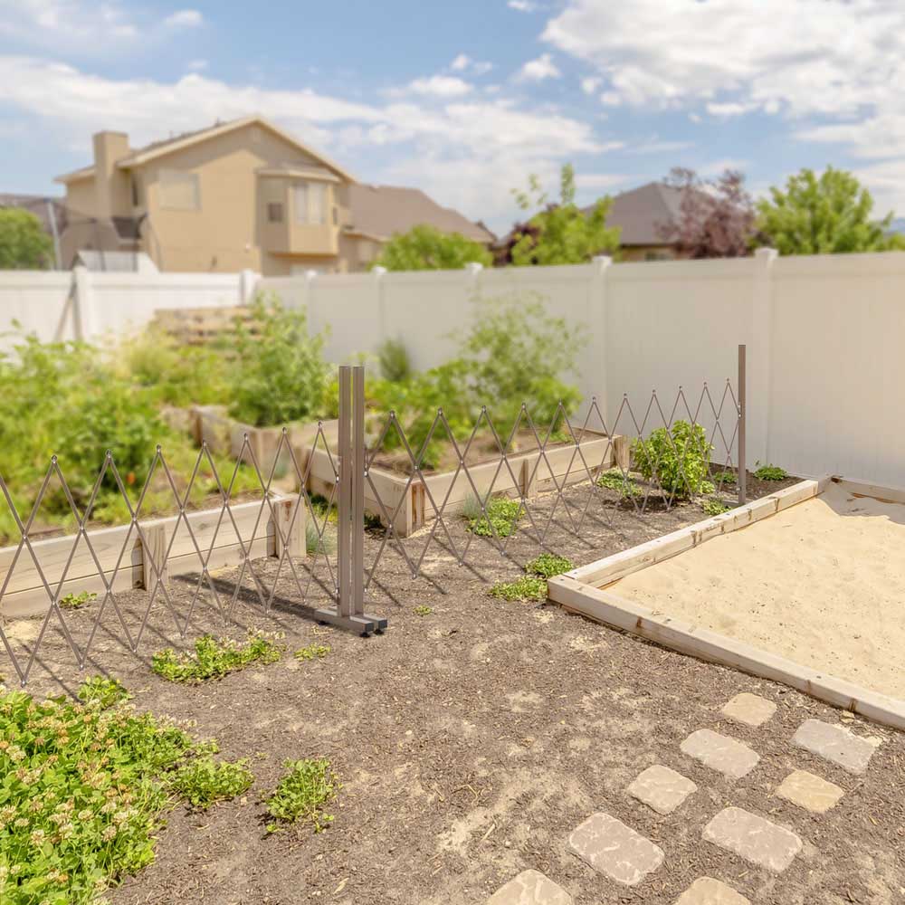 Outsunny Expanding Trellis Fence Brown Image 2