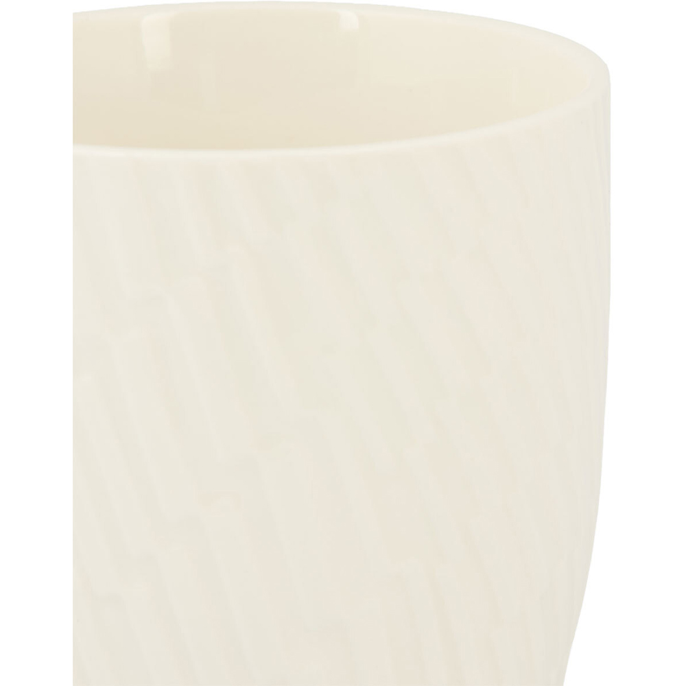Pack of 4 Embossed Mugs White Image 3