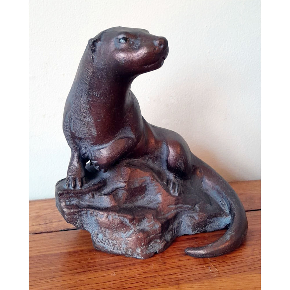 Inspirational Gifting Sitting Hare Cast Aluminium Garden Ornament Image 6