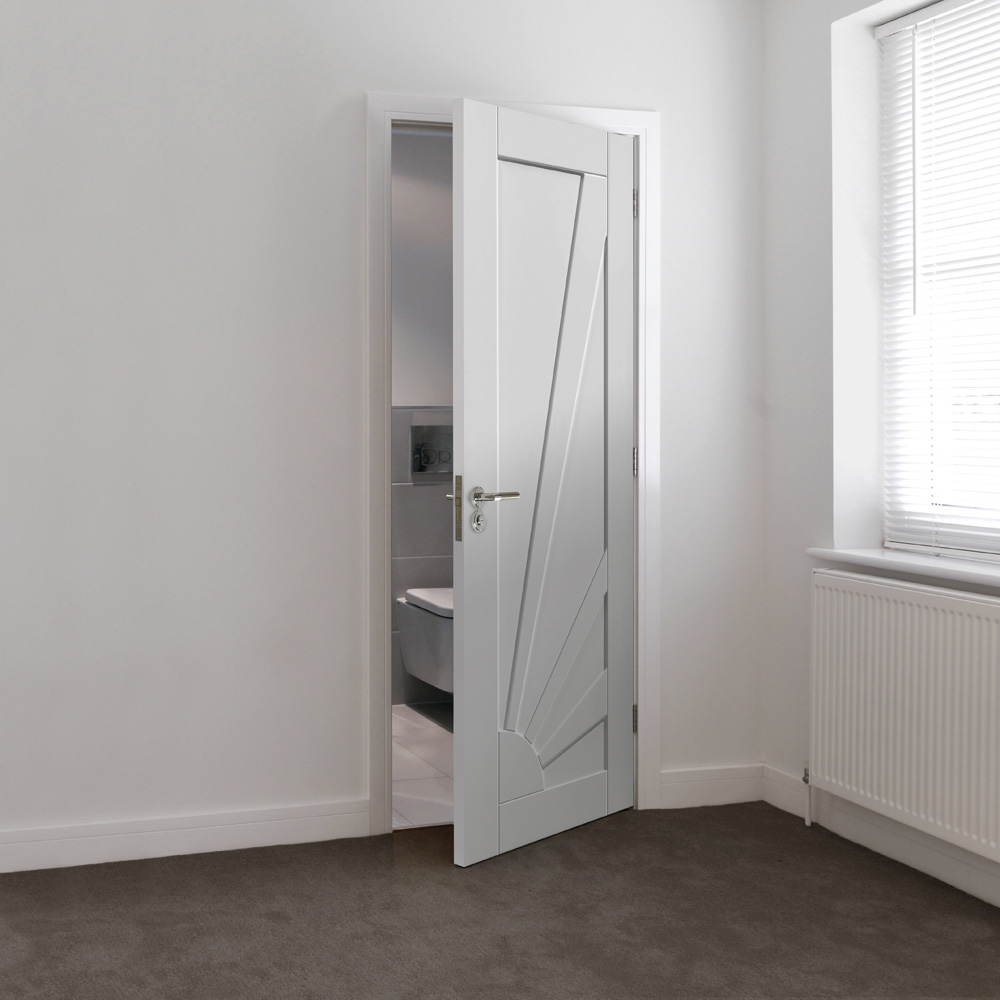 JB Kind Aurora White Primed Internal Door 1981 x 762mm Image 2