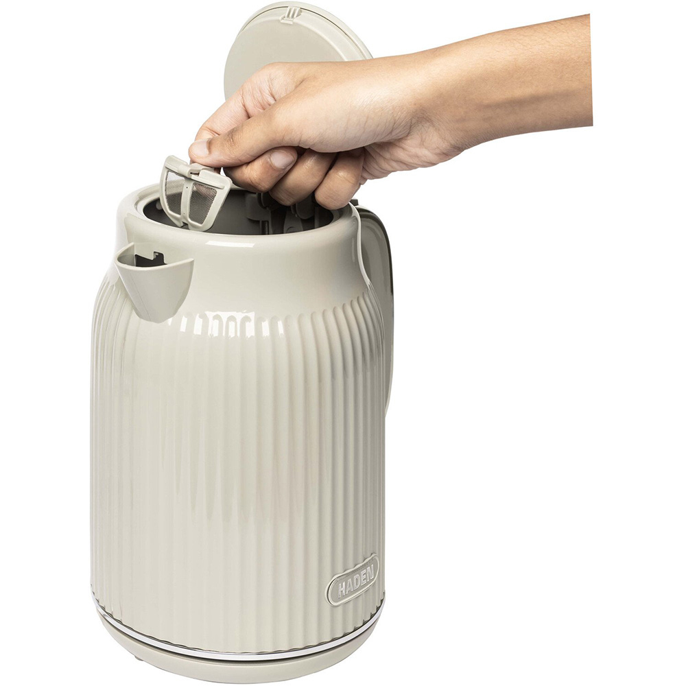 Haden York Kettle and 2 Slice Toaster Set White Image 6