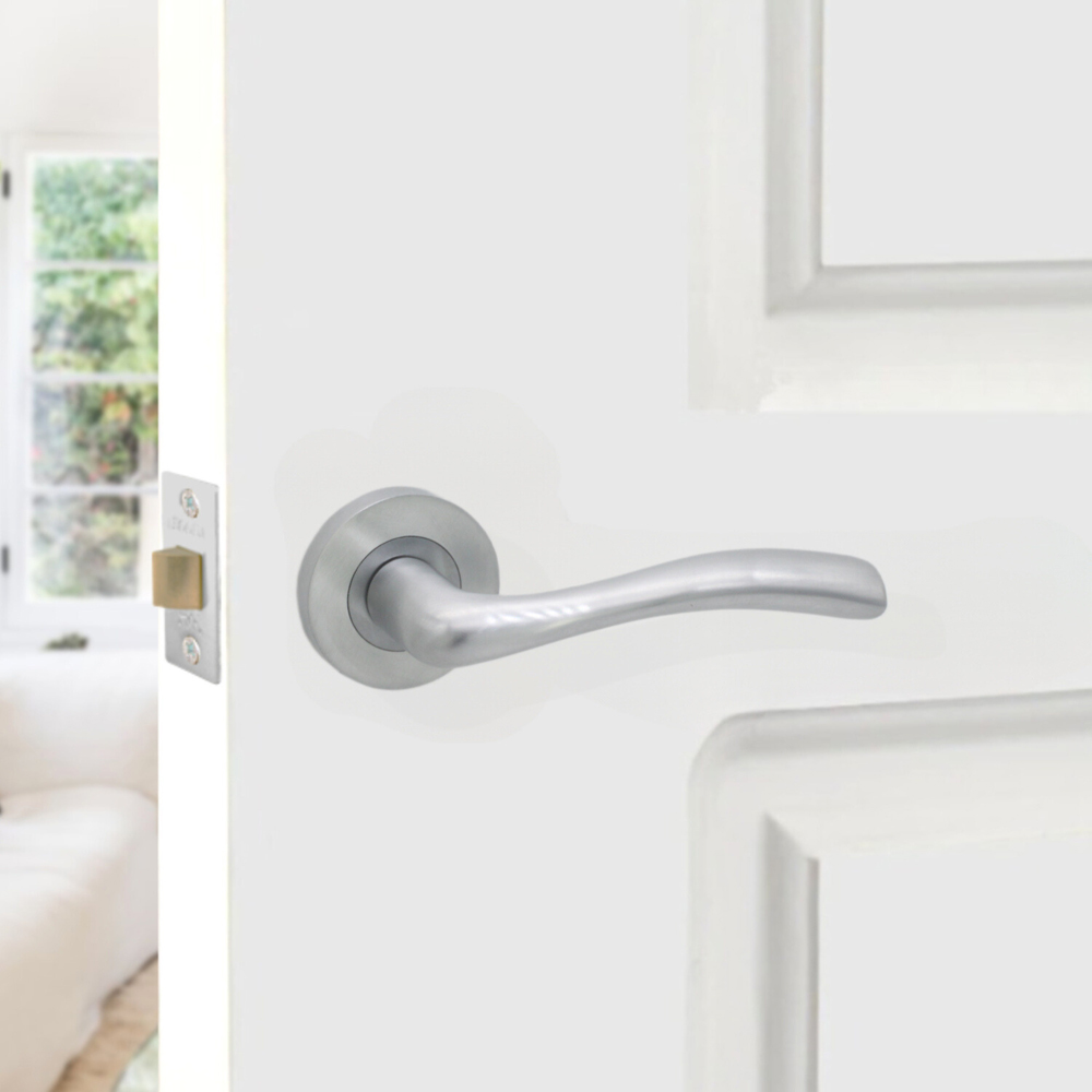 Spira Brass Zofie Satin Chrome Lever Door Handle 2 Pack Image 2