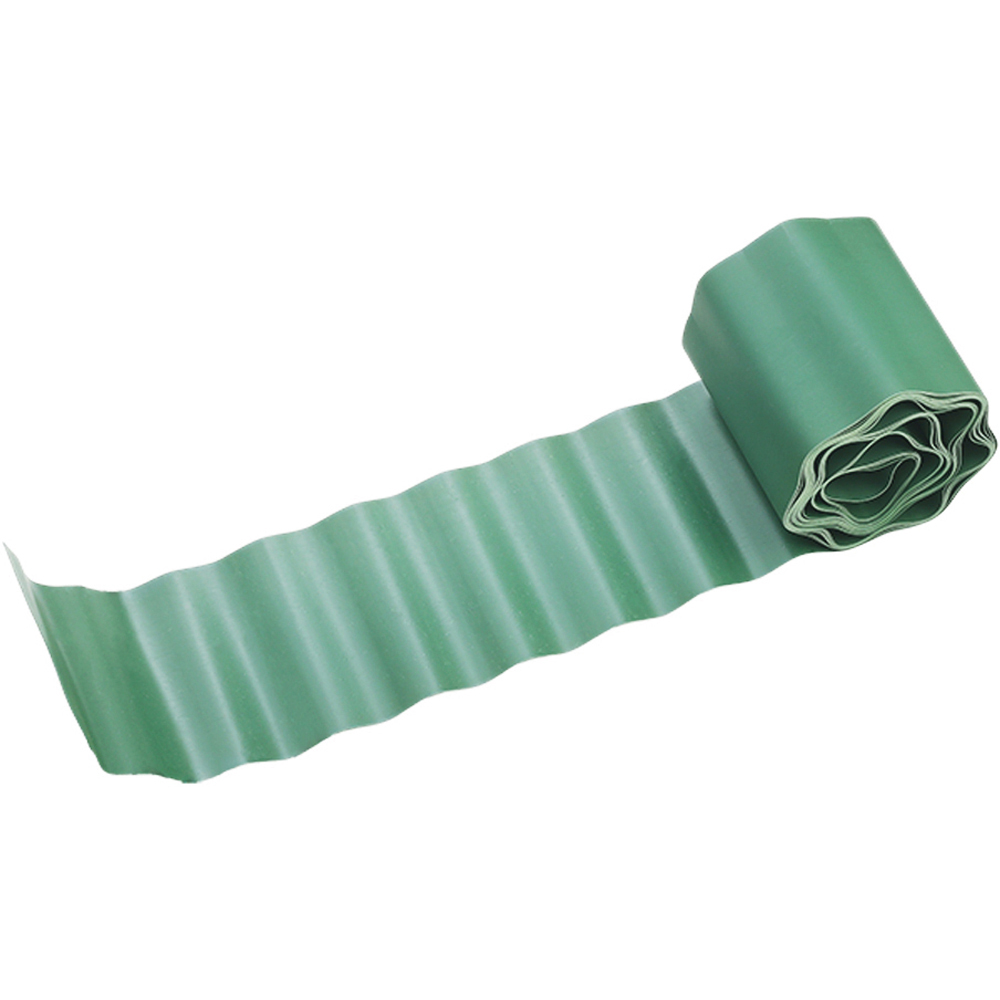 Living and Home 30ft Green Wave Shaped Lawn Edging Image 3