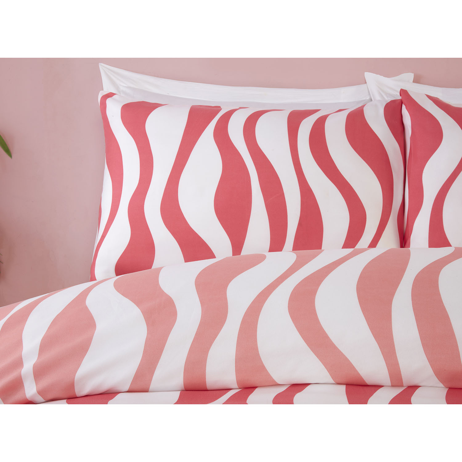 Kiko Duvet Set - Pink / Single Image 3