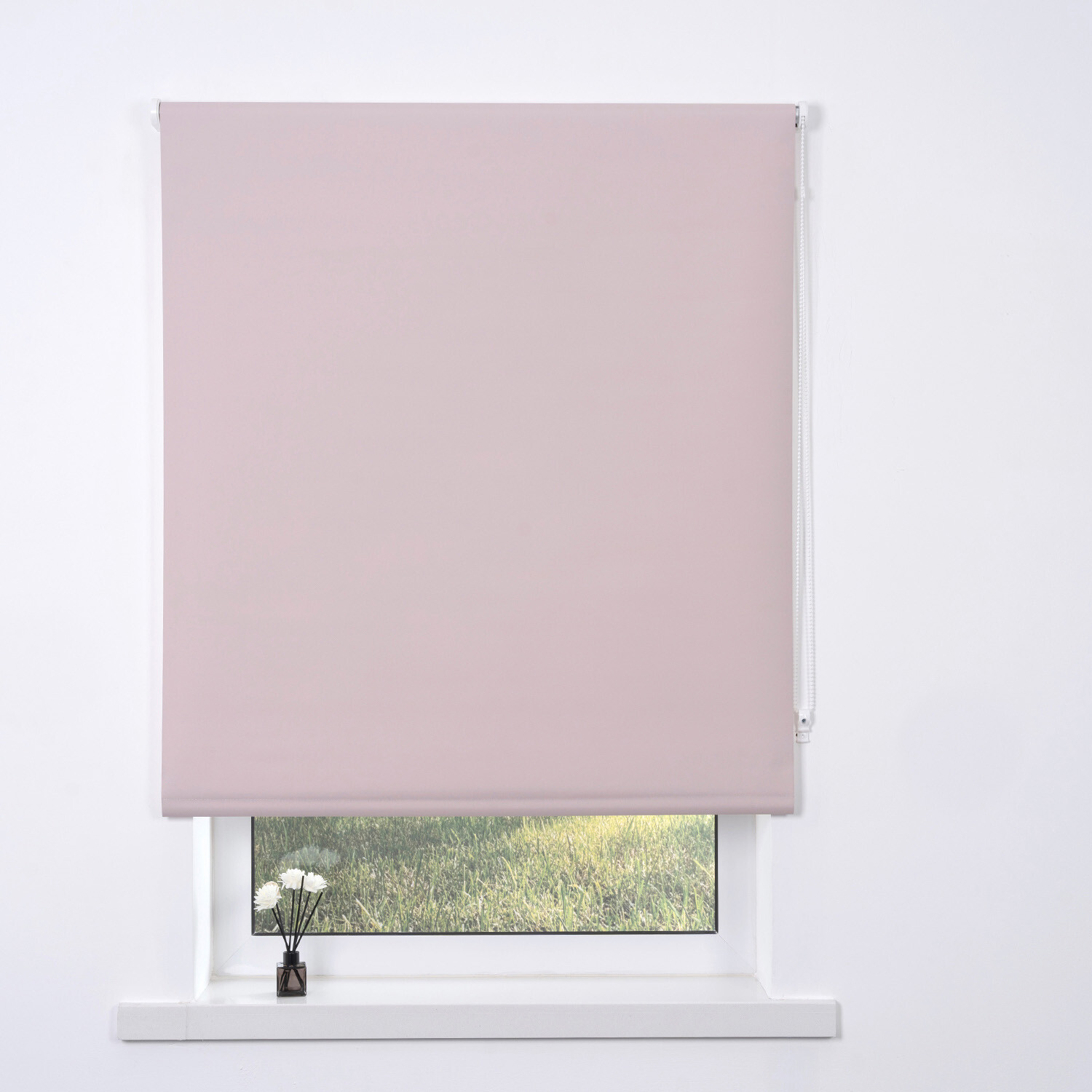 Plain Blackout Blinds - Soft Pink / 120cm Image 1