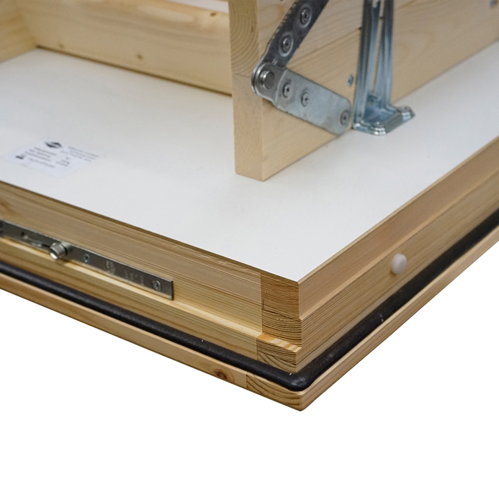 TB Davies LuxFold Timer Loft Ladder Image 5