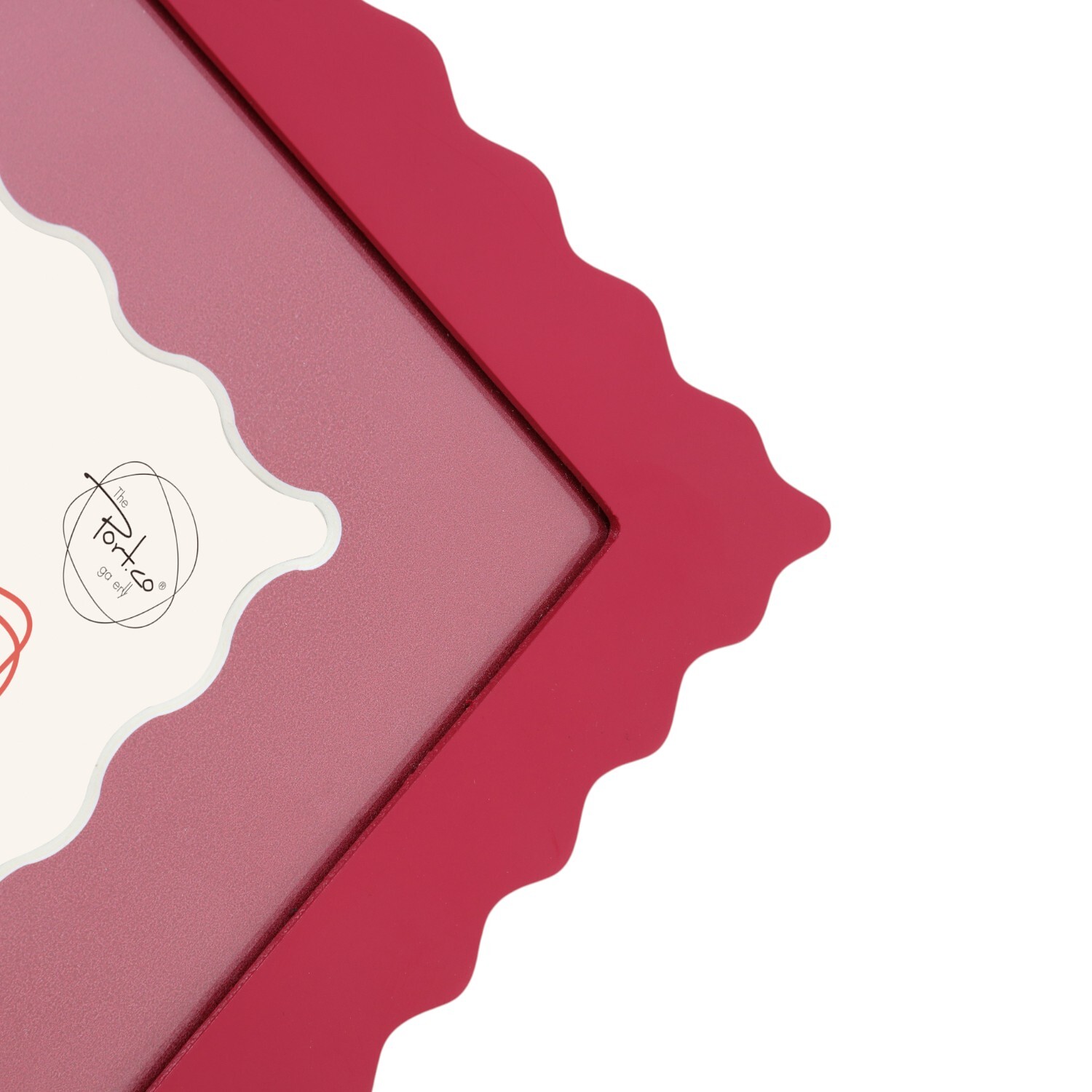 Carmine Scalloped Photo Frame Pink 6x4in Image 5