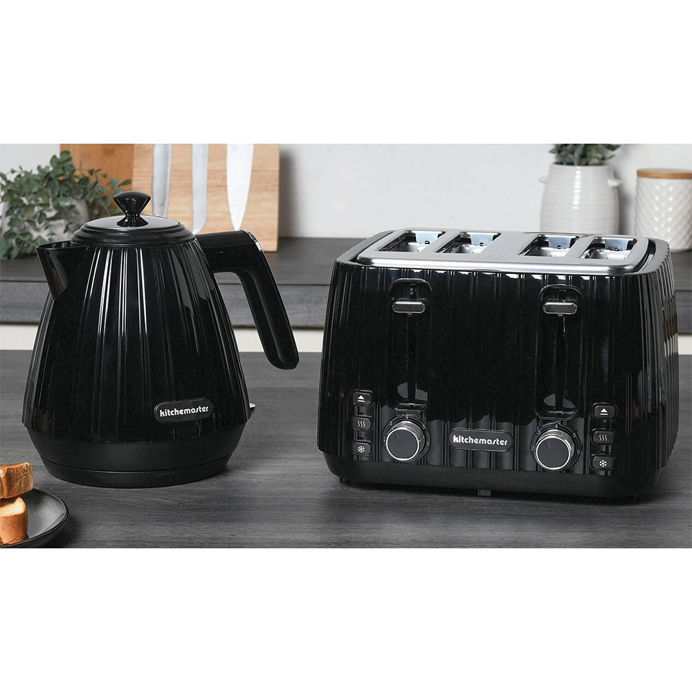 KitchenMaster Waterfall 4 Slice Toaster - Black Image 5