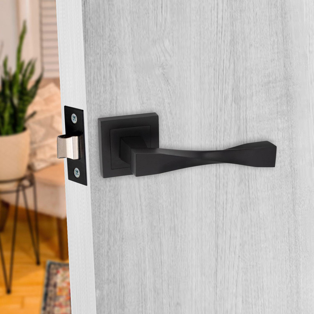Golden Grace Matt Black Astrid Straight Door Handle Set 4 Pack Image 3