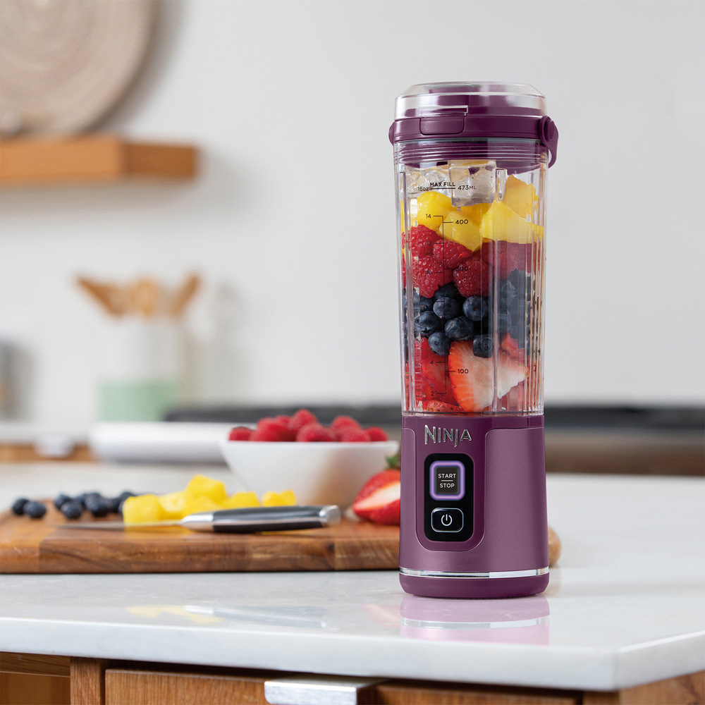 Ninja Blast BC151UKPR Passionfruit 530ml Cordless Portable Blender Image 2