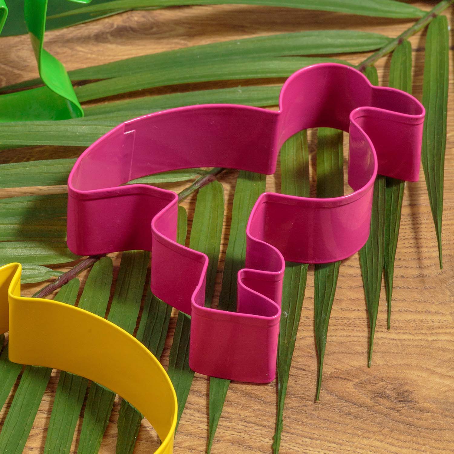 Flamingo Shape Cookie Cutter Image 2