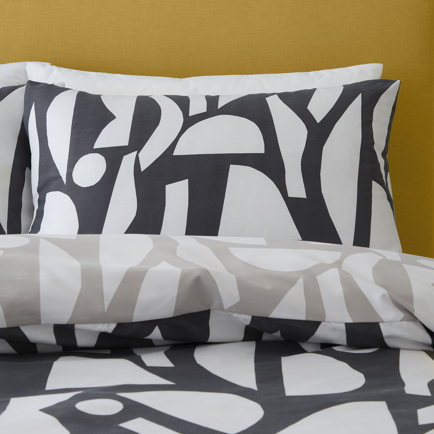 Grayson Geo Duvet Monochrome Single Image 3