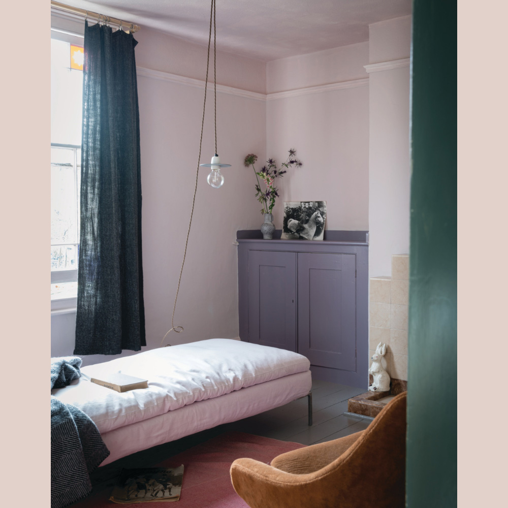 Farrow & Ball Interior Wood and Metal 230 Calamine Flat Eggshell Paint 2.5L Image 4