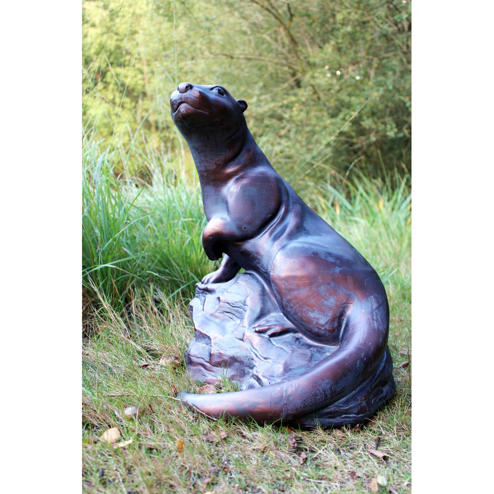 Inspirational Gifting Otter Polystone Resin Garden Ornament Large Image 5