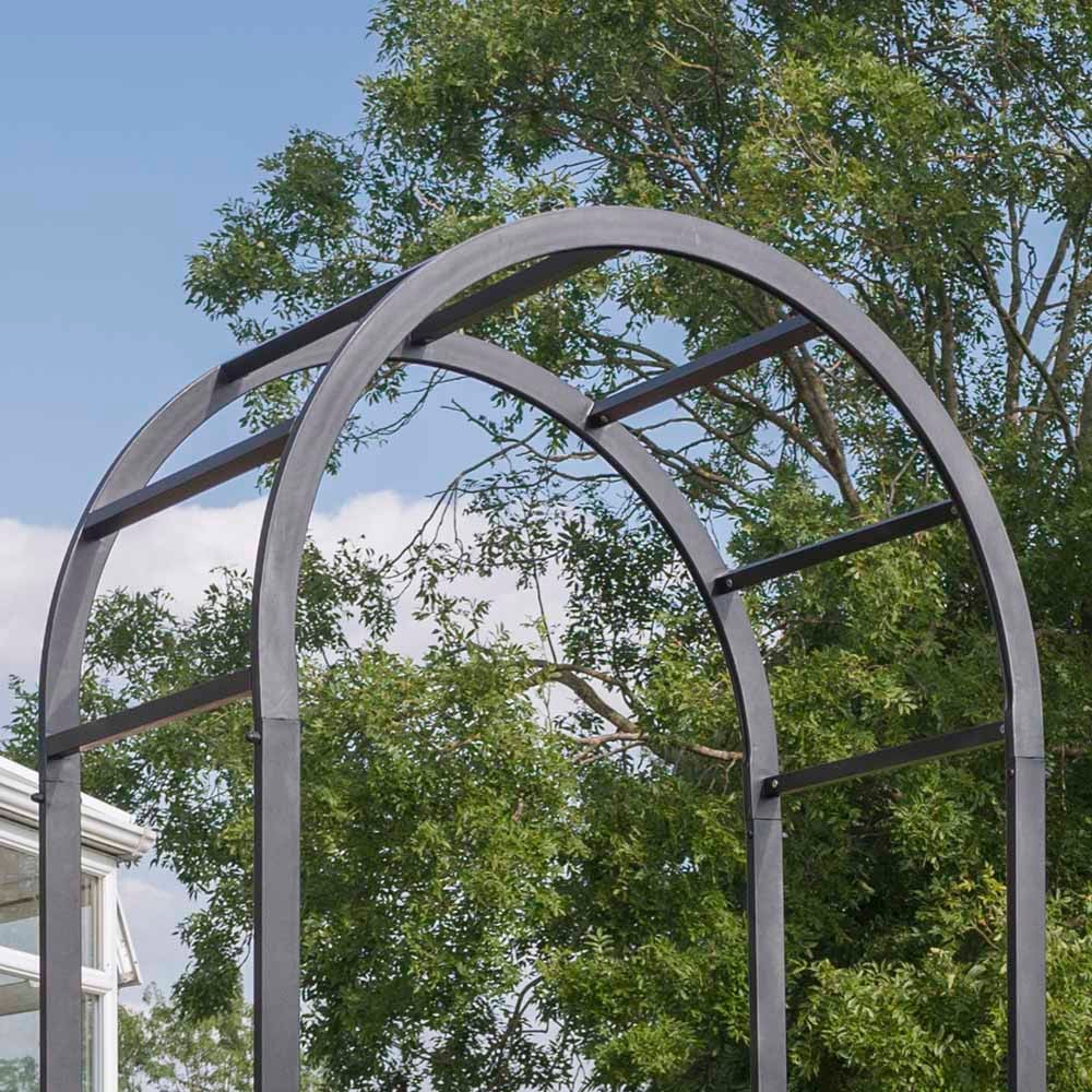 Wrenbury Round Top Ach Image 4