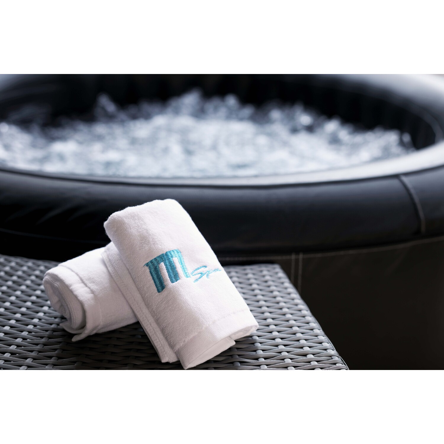 Mspa Camaro 4 Person Black Round Inflatable Hot Tub Image 7